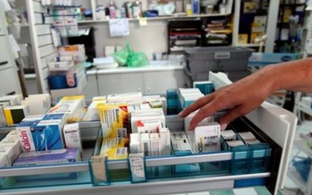 Οργισμένος πολίτης επιτέθηκε σε φαρμακοποιό