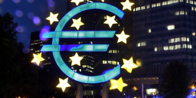 Financial Times: Ανακάμπτουν οι χώρες της κρίσης