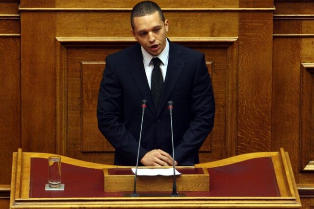 Κασιδιάρης: Απαγορεύεται να συναθροίζονται δημόσια οι μετανάστες