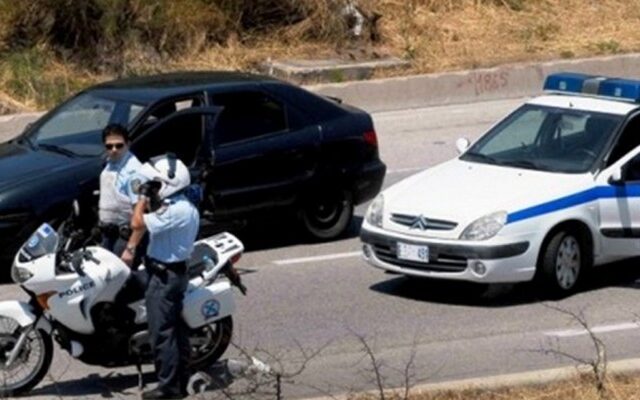 Καταδίωξη δουλεμπόρων στην Αθηνών-Πατρών