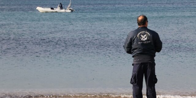 Χίος: Δεκάδες λαθρομετανάστες εντοπίστηκαν σε 3 διαφορετικές παραλίες