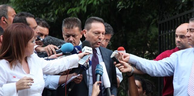 Το πακέτο των μέτρων λιτότητας ”σκαρφαλώνει” στα 13,5 δισ. ευρώ