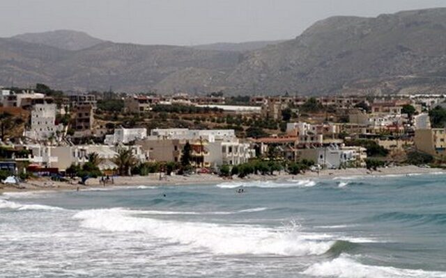 Μακρύς Γιαλός, ένα διχοτομημένο χωριό στην Κρήτη
