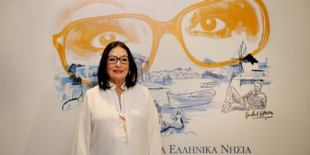 Η Μούσχουρη ζήτησε την κατανόηση Σόιμπλε για την Ελλάδα