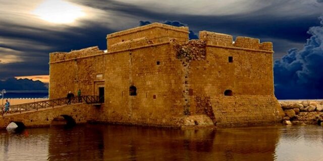 Κύπρος: Κινέζοι αγοράζουν μαζικά κατοικίες στην Πάφο