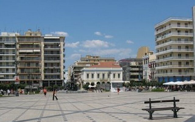 Αλλοδαπός άρπαξε κοριτσάκι και το φίλησε στο στόμα