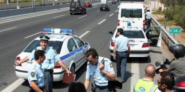 Ανήλικοι πετούσαν πέτρες σε διερχόμενα οχήματα στην εθνική