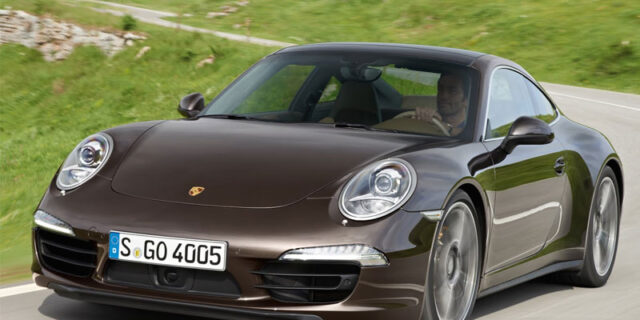 Porsche 911 Carrera 4. Πρεμιέρα στο Παρίσι