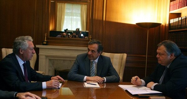 Διαφωνία Κουβέλη-Στουρνάρα για το αν έκλεισε το πακέτο των 11,5 δισ. ευρώ