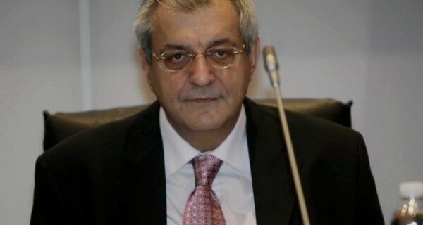 Παραιτήθηκε από τη θέση του στη ΔΕΗ ο Χατζηαργυρίου