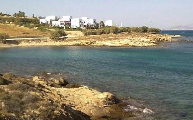 Κλείνει προσωρινά το ξενοδοχείο που εργαζόταν ο “δράκος” της Πάρου