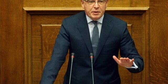 Λυκουρέντζος: Εισαγγελική έρευνα για τη συνταγογράφηση
