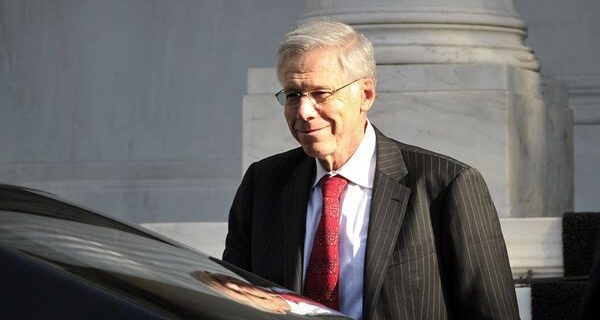 ΙΙF: Με επιτυχία η επαναγορά που θα μειώσει το χρέος κατά 20 δισ. ευρώ