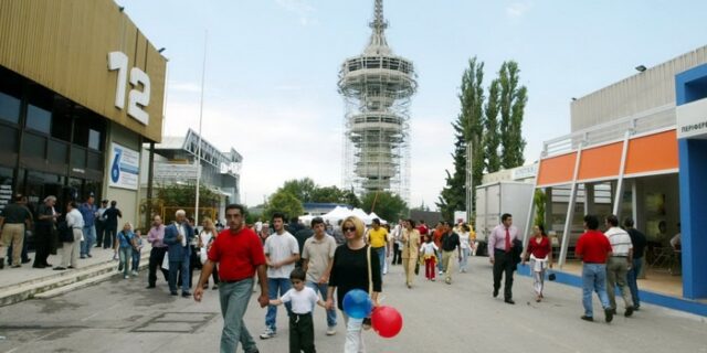 Πανελλαδικό κλείσιμο των καταστημάτων ανακοίνωσε η ΓΣΕΒΕΕ ενόψει ΔΕΘ