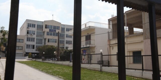 Ποιες εφορίες βάζουν λουκέτο από 1η Οκτωβρίου