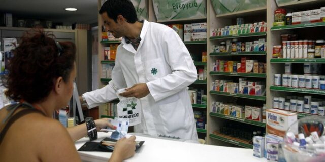 Κίνηση καλής θέλησης προς φαρμακοποιούς και γιατρούς