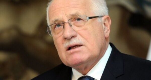 Κλάους: Νίκη για τους Έλληνες η έξοδος από το ευρώ