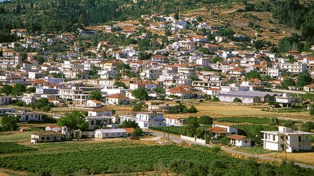 “Πόλεμος” για τα σκουπίδια στη Νεμέα