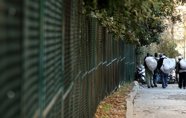 Επιχείρηση “σκούπα” και για το παρεμπόριο