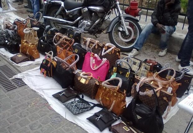 Στην παραοικονομία 1 στα 4 ευρώ που παράγει η Ελλάδα