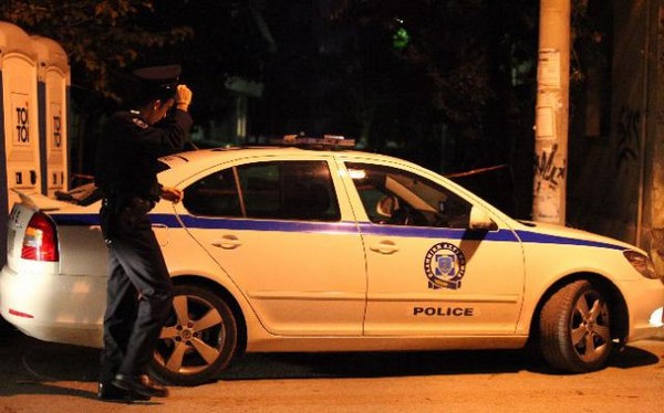 Επίθεση με μαχαίρι σε τρεις Πακιστανούς