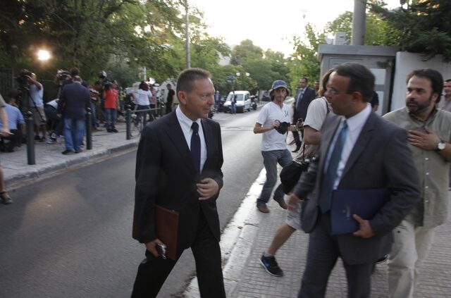 Η οικονομική κρίση στην “ατζέντα” της συνάντησης Στουρνάρα – Βεστερβέλε