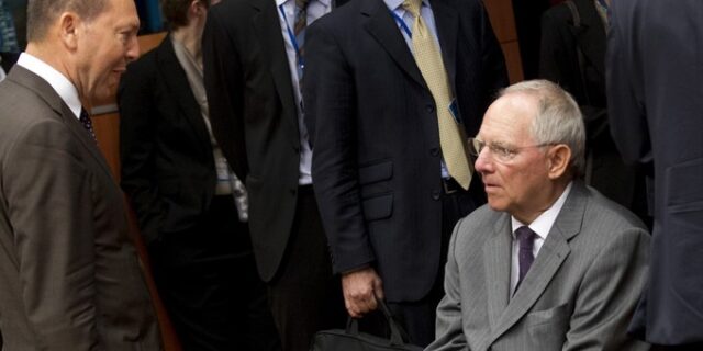 Στουρνάρας και Σόιμπλε συμφώνησαν να τα ξαναπούν