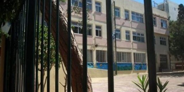 Συμπλοκές ακροδεξιών και αντιφασιστών μαθητών σε σχολεία του Ρεθύμνου