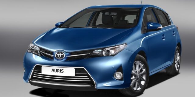 Η Toyota πάει Παρίσι με όπλο το νέο Auris