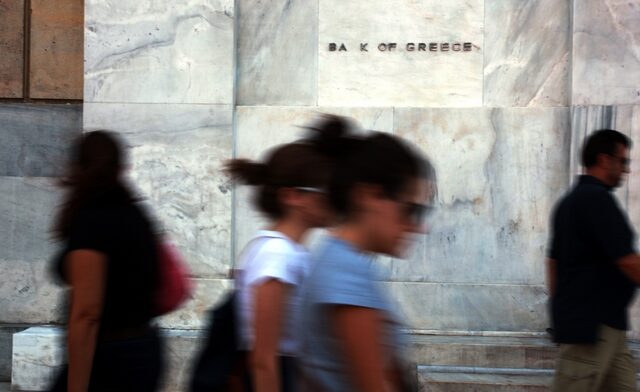 Η κρίση οδήγησε 800.000 οφειλέτες σε αναγκαστική ρύθμιση δανείων
