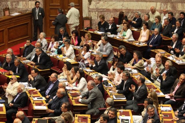 Υπερψηφίστηκε το νομοσχέδιο για την ανακεφαλαιοποίηση των τραπεζών