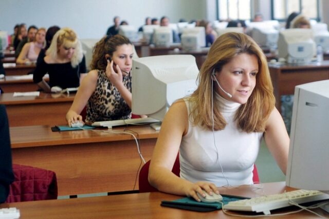 PwC: Σε χαμηλά 5ετίας η παραγωγικότητα στις ευρωπαϊκές εταιρείες