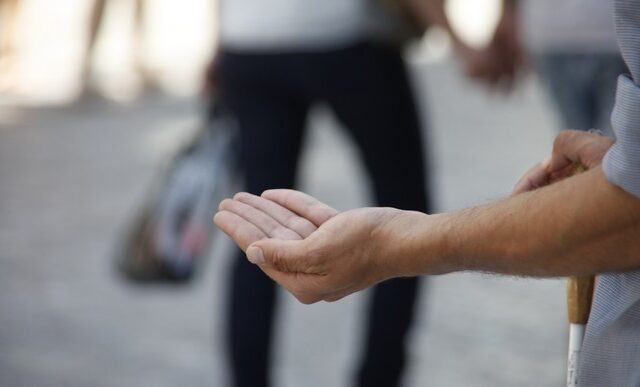 Θυσίες 49 δισ. ευρώ έκαναν οι Έλληνες τη διετία 2010- 2012