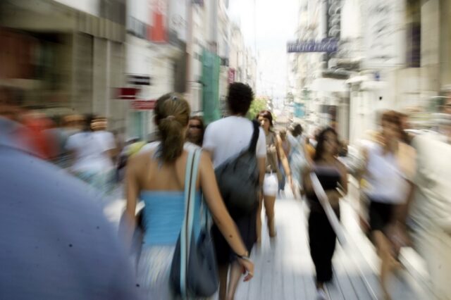 Οικονομικό Βαρόμετρο: Απαισιόδοξοι το 81% των Ελλήνων