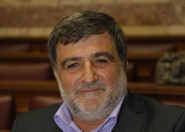 Δεν θα ψηφίσει τα μέτρα ο Μιχάλης Κασσής
