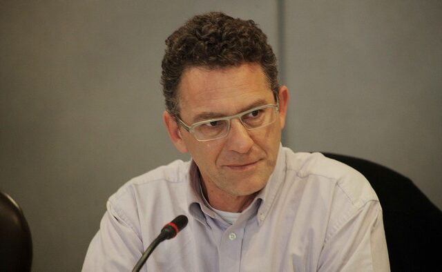 Κώστας Αρβανίτης: “Πολιτική παρέμβαση το κόψιμο της εκπομπής”