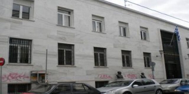 Διέρρηξαν το δικαστικό μέγαρο Αμαλιάδας