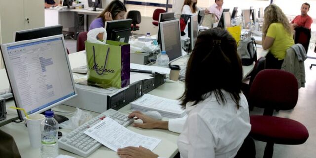 Αλλάζουν τα πάντα στα εργασιακά – Τι ζητά η τρόικα
