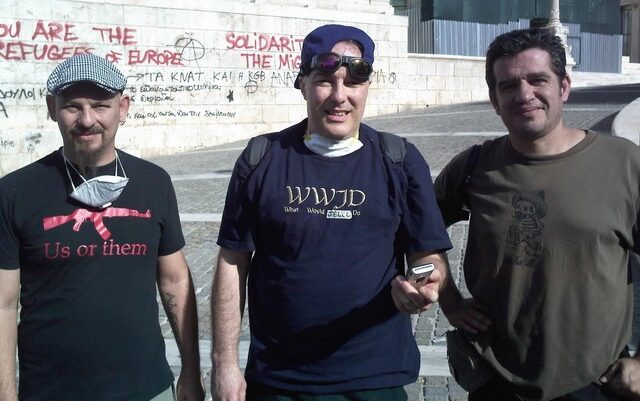 Ο Jello Biafra διαδήλωσε με τους Έλληνες!