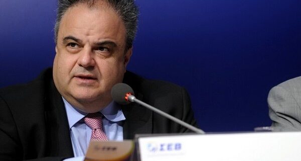 Έκπληξη ΣΕΒ για την πρόσκληση της ΓΣΕΕ σε διμερή διάλογο