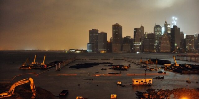 Ο άνθρωπος είναι ανόητος αν νομίζει ότι ελέγχει τη φύση