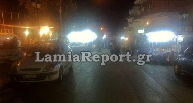 Ένταση στην Σπερχειάδα – Χρυσαυγίτε​ς “έδιωξαν” παράνομους πωλητές