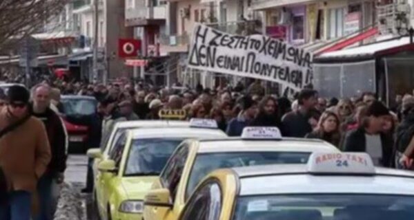 Κάτοικοι της Φλώρινας και της Καστοριάς θα ρίξουν πάγο έξω από τη Βουλή