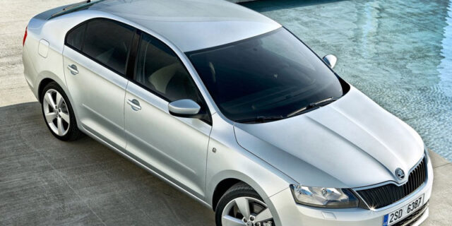 ŠKODA Rapid. Κερδίζει το Auto Trophy 2012