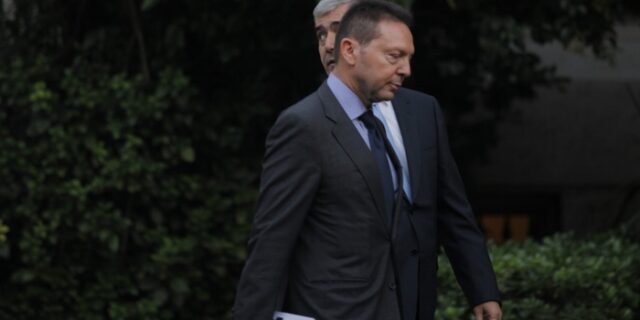 Η τύχη ΛΑΡΚΟ, ΕΑΣ και ΕΛΒΟ στις διαπραγματεύσεις τρόικας – Στουρνάρα