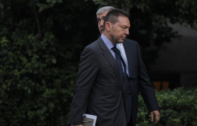 Στουρνάρας: Αν δεν πάρουμε τη δόση τώρα, θα πεθάνουμε από ασφυξία