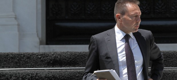Αισιοδοξία Στουρνάρα μετά τη μαραθώνια σύσκεψη