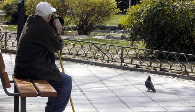 Έλεγχοι υπ. Εργασίας: Πάνω από 40.000 οι πλασματικές συντάξεις