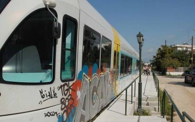 Περίμεναν το τρένο στην Έξω Αγυιά αλλά αυτό δεν σταμάτησε…