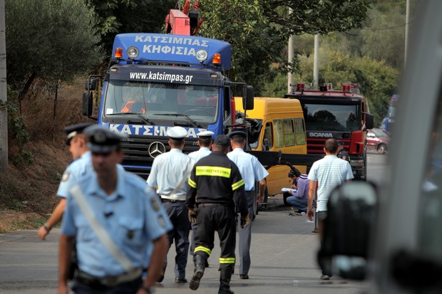 Σύγκρουση Ι.Χ με σχολικό λεωφορείο – Ένας 10χρονος νεκρός και τραυματίες μαθητές